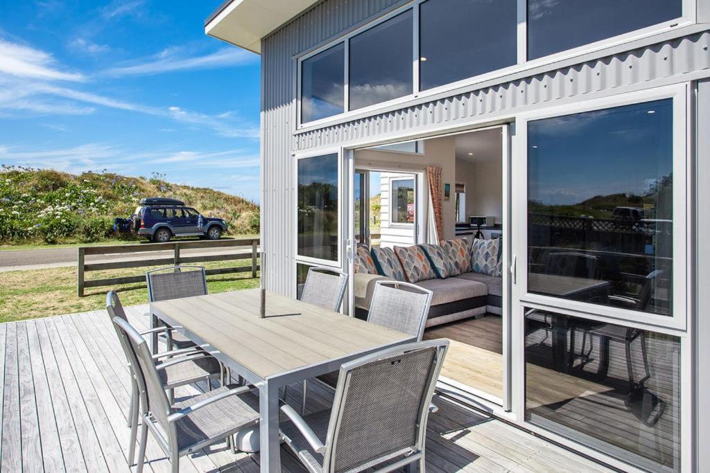 Beach Retreat - Ohope Holiday Home Екстериор снимка
